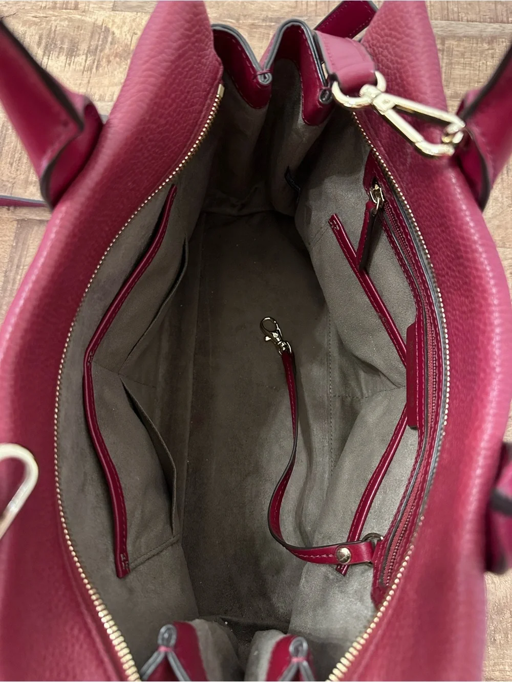 Michael Kors Burgundy Pebbled Leather Satchel Crossbody Tote Bag Gold‎ Hardware